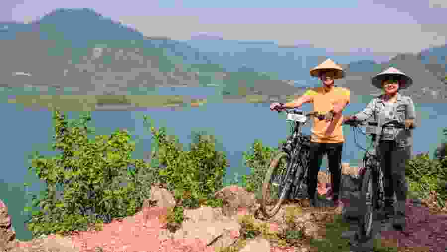 Hoa Binh Lake
