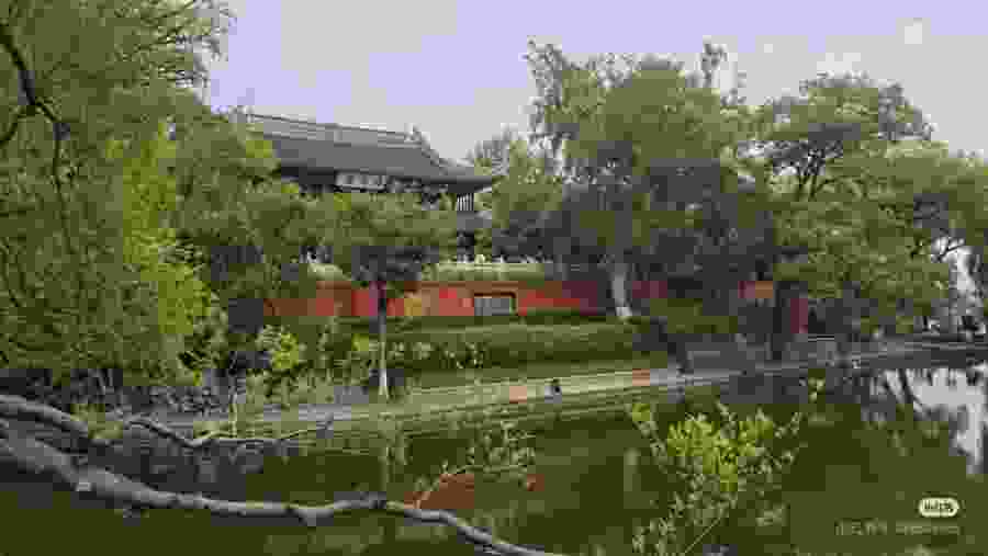 Pavilion of Misty Rain