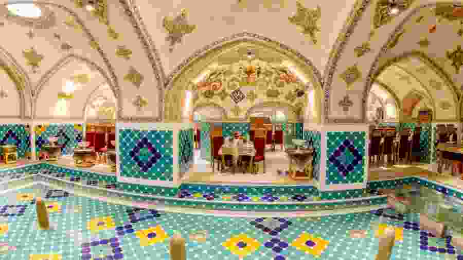 Malek Soltan Jarchi Bashi Hamam turned into a restaurant