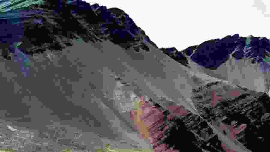 Vinicunca Peru - Rainbow Mountain