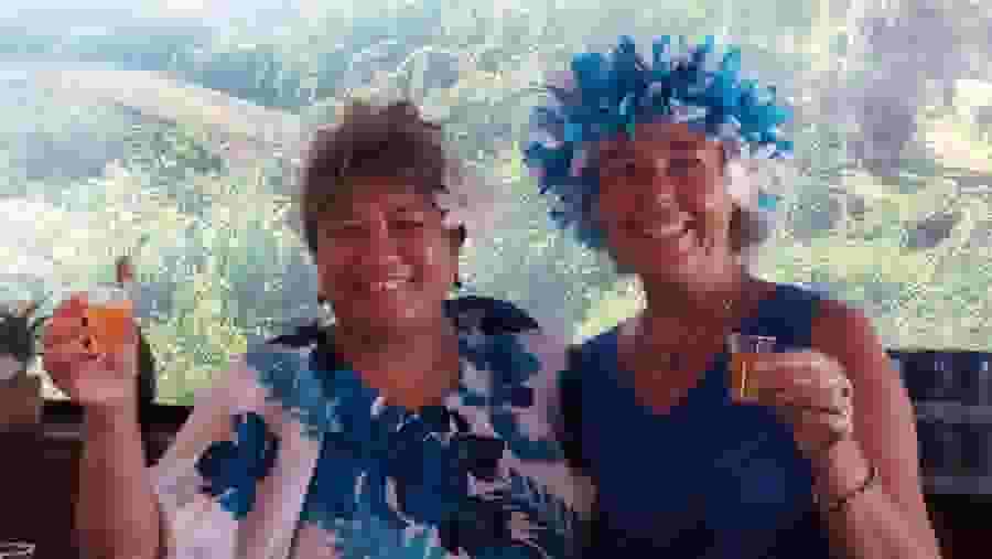 Enjoy the drinks at Mo'orea Island