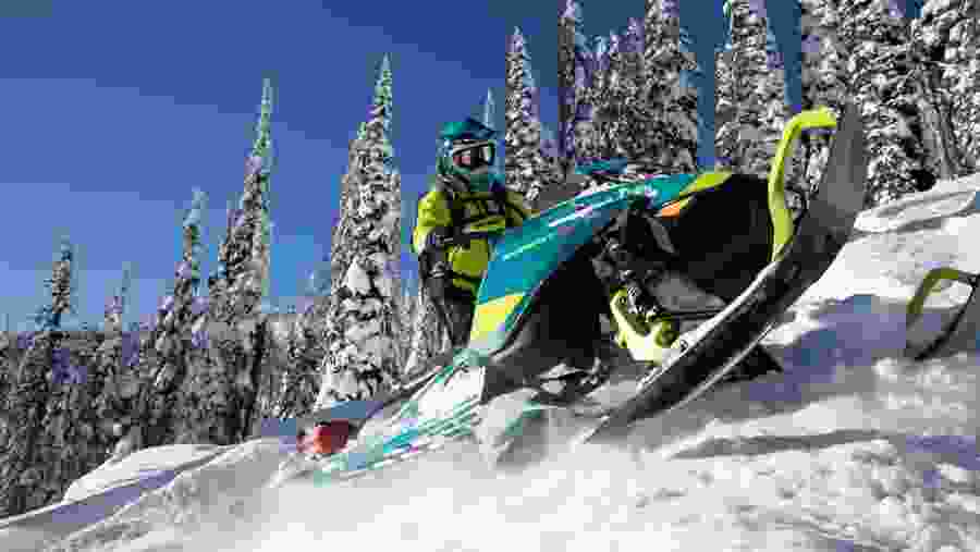 Snowmobile Safari in Lapland