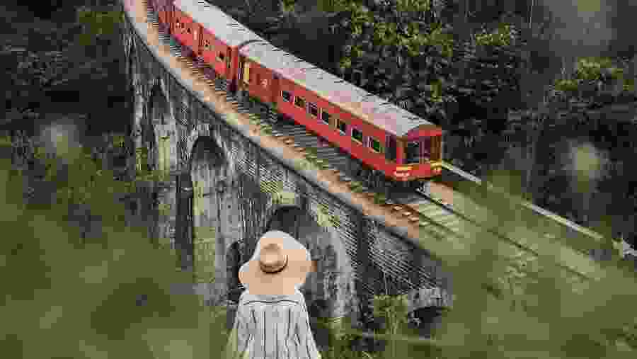 Nine Arches Bridge, Ella