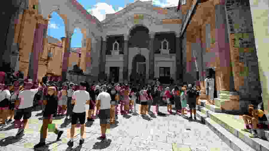 Travellers at Diocletian's Palace