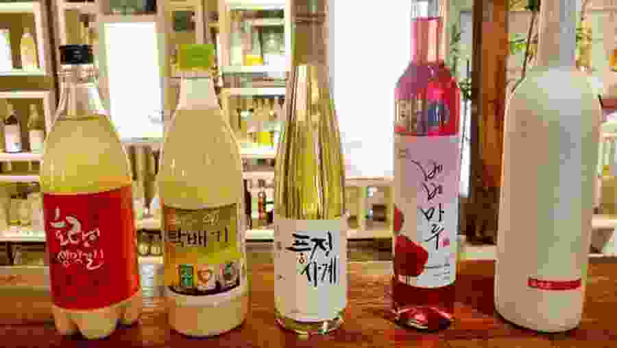 Korean Liquor Tasting At The Bar