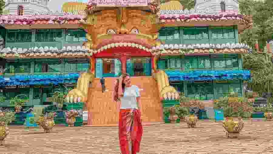 Witness the vibrant Dambulla Royal Cave Temple