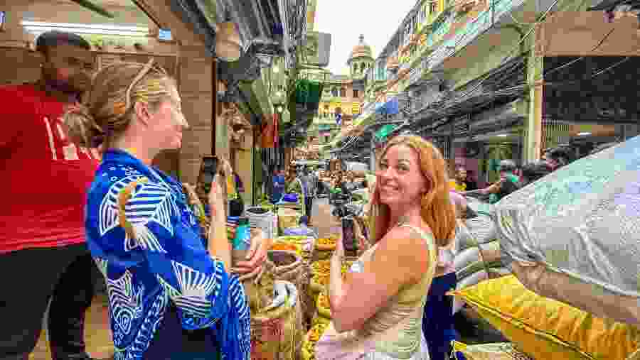 Old Delhi Walking Tour with Rickshaw Ride & Local Guide