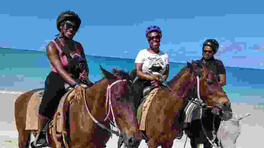 Fun with friends at the beach