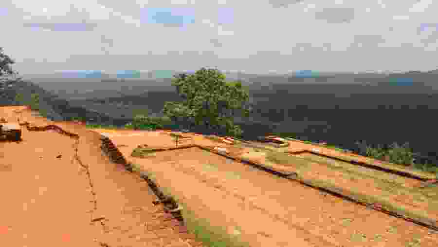 Visit the Sigiriya Summit