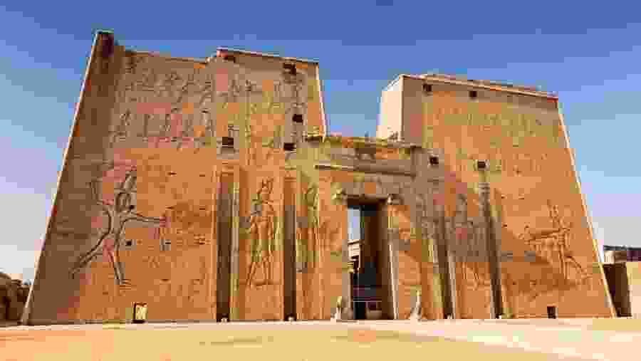 Visit the Exquisite Edfu temple