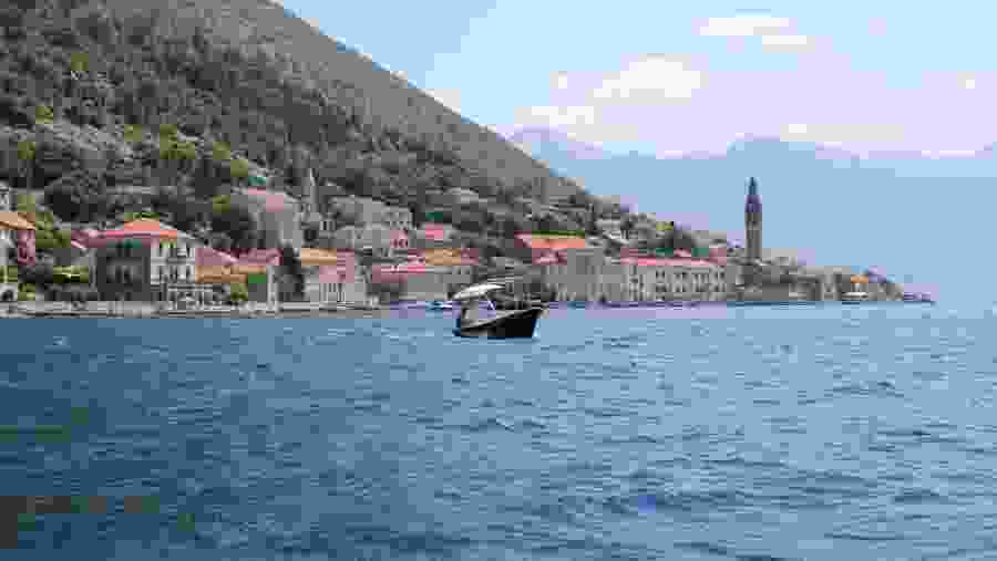 sailing in the bay