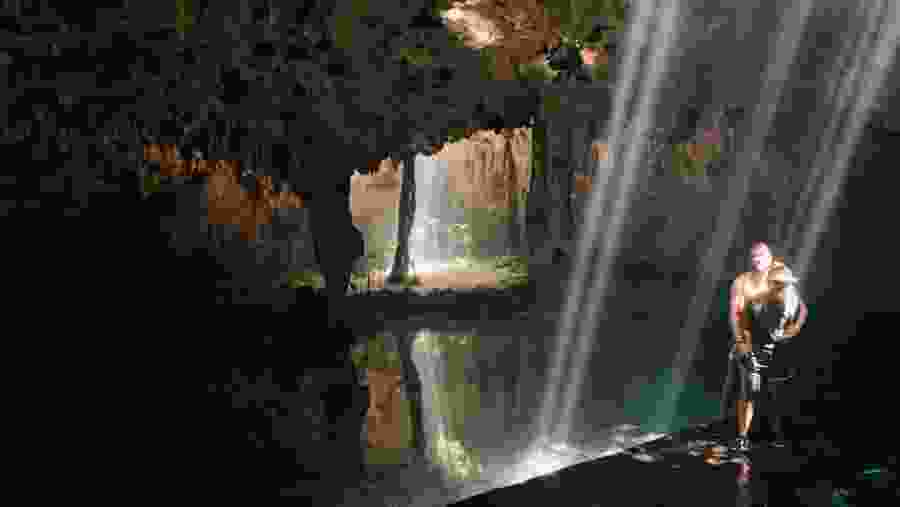 Cenote - Mayan underworld adventure