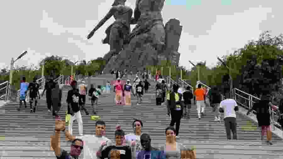 Explore the city of Dakar