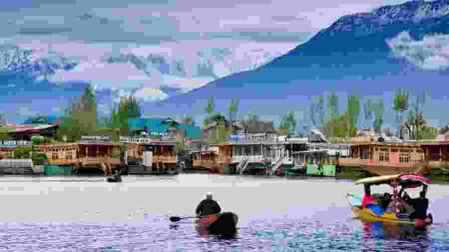 Dal Lake