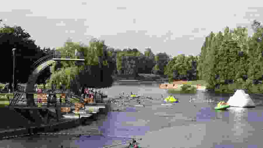 River hopping Karlovac