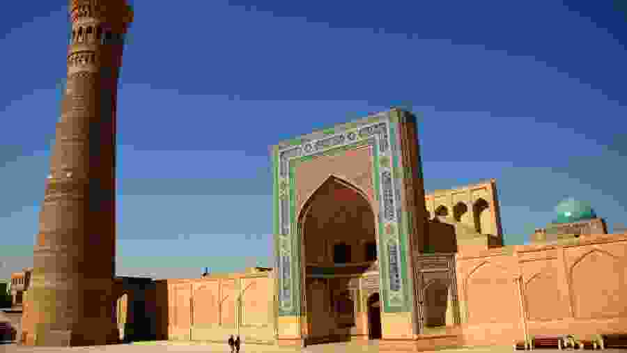 Visit the city of Bukhara