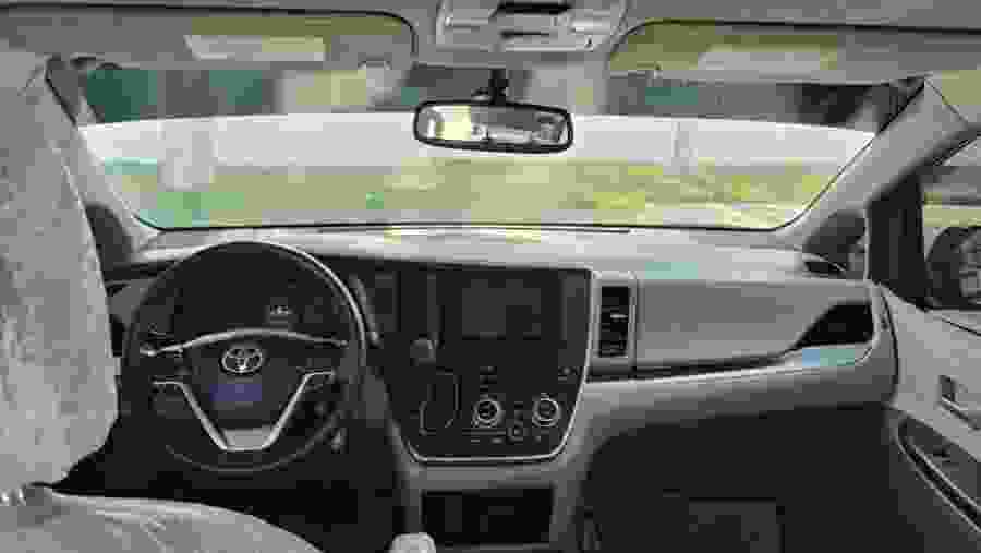 Private Luxury Vehicle