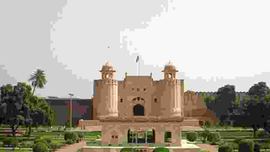 Alamgiri Gate, Lahore fort