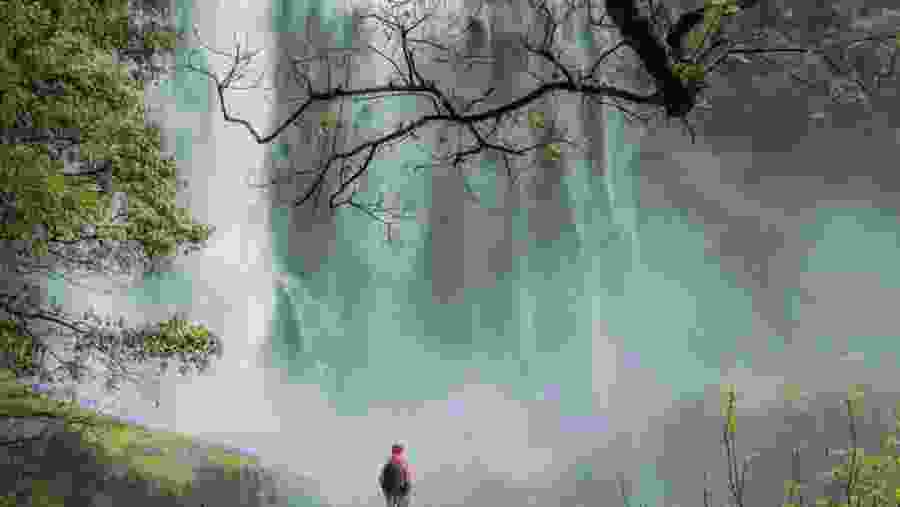 Bomburu Ella Waterfall, Nuwara Eliya