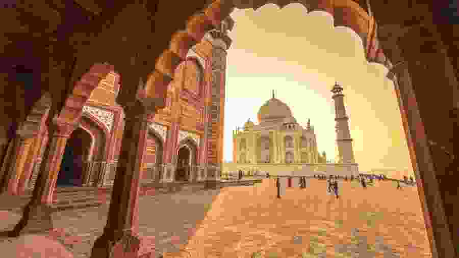 Scenic view of the Taj Mahal in the evening