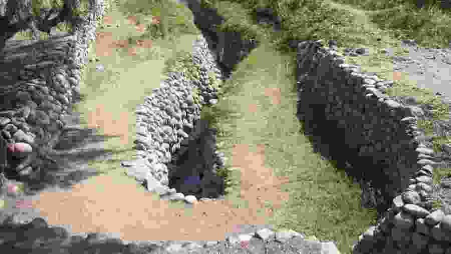 Learn about methods of Hydraulic Engineering in Canralloc Aqueducts, Peru