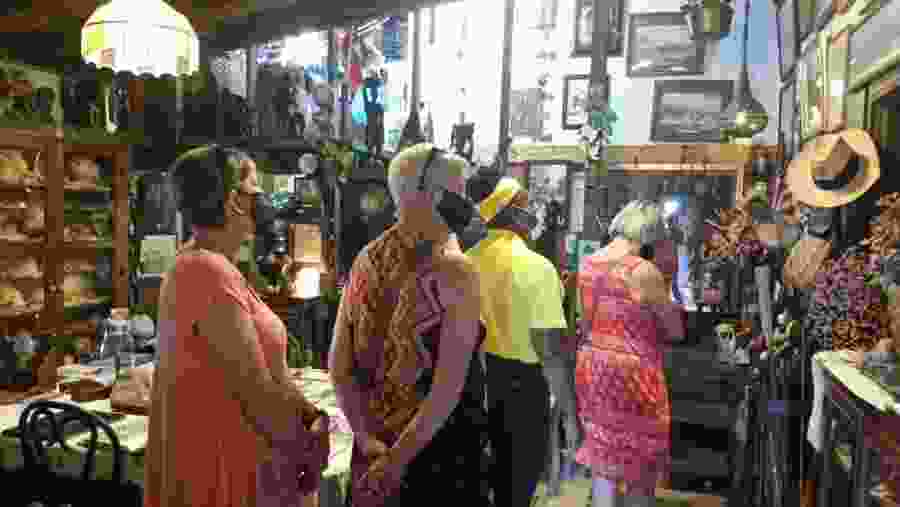 Souvenir shops