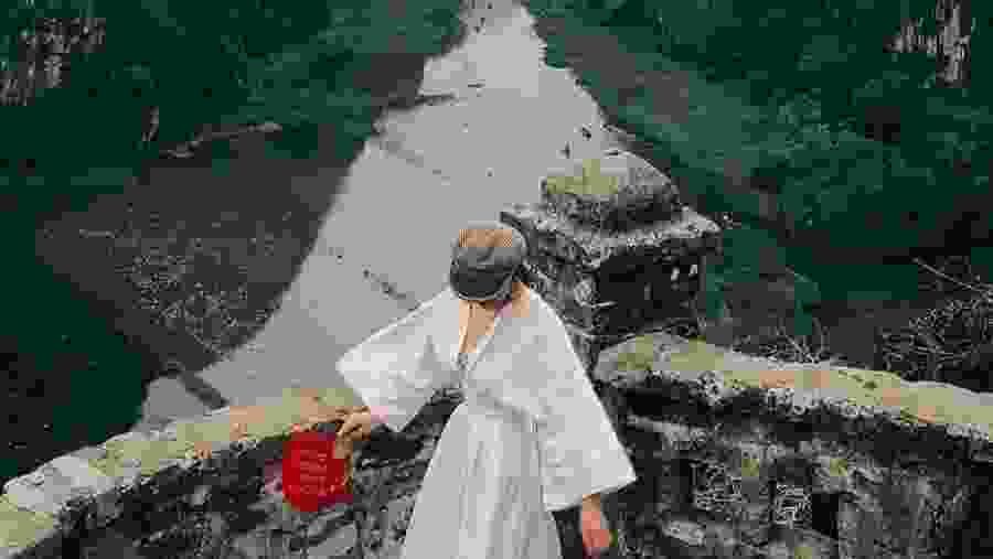 Tam Cốc-Bích Động