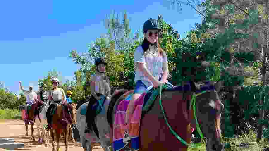 Witness a fun horse ridding experience in Caribbean beaches