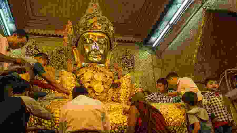 Mahamuni Buddha Temple
