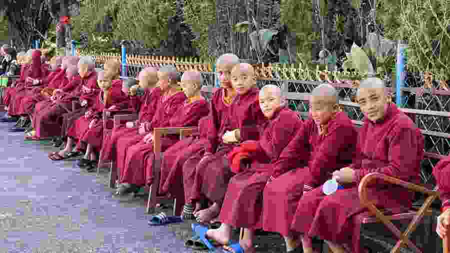 Buddhist school kids