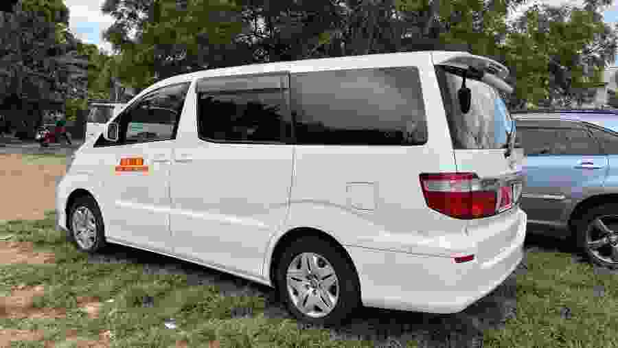 Limousine Airport transfers