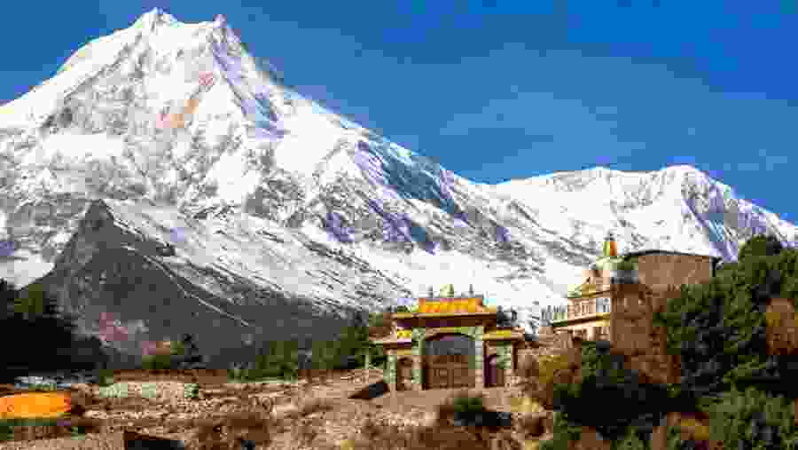Manaslu Larkya Pass Trek