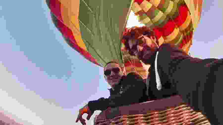 Travelers hot Air Ballooning in Luxor