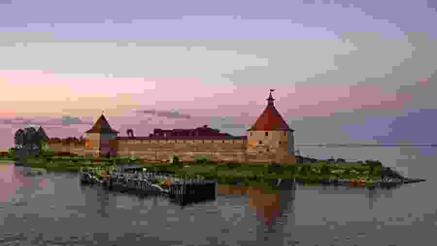 Explore Oreshek Fortress