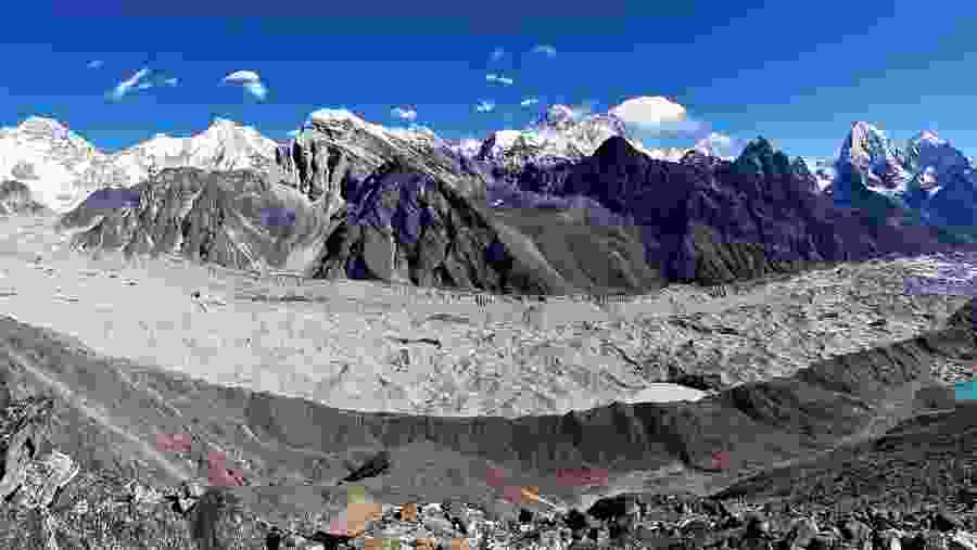 Gokyo Lake + Gokyo Ri Peak Trek