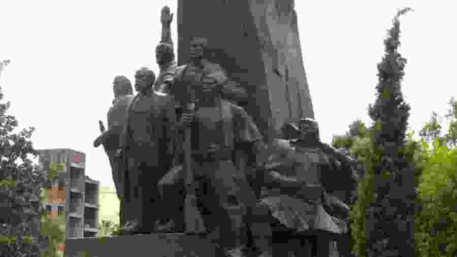 Independence Monument