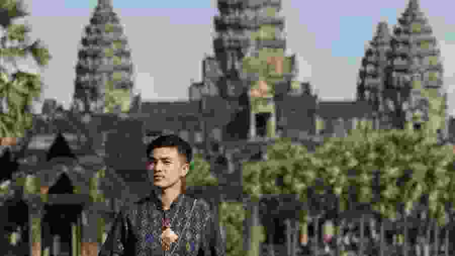 Tranditional Khmer costume Tour