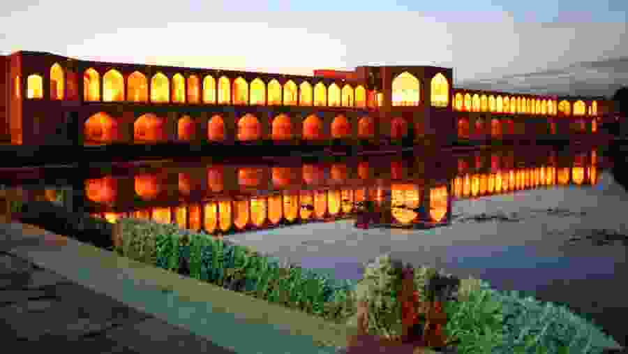 Take a stroll through the Si O Se Pol Bridge in Isfahan