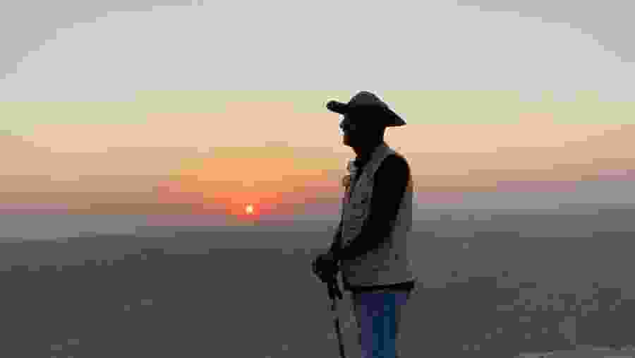 Edge Of The World Experience In Riyadh