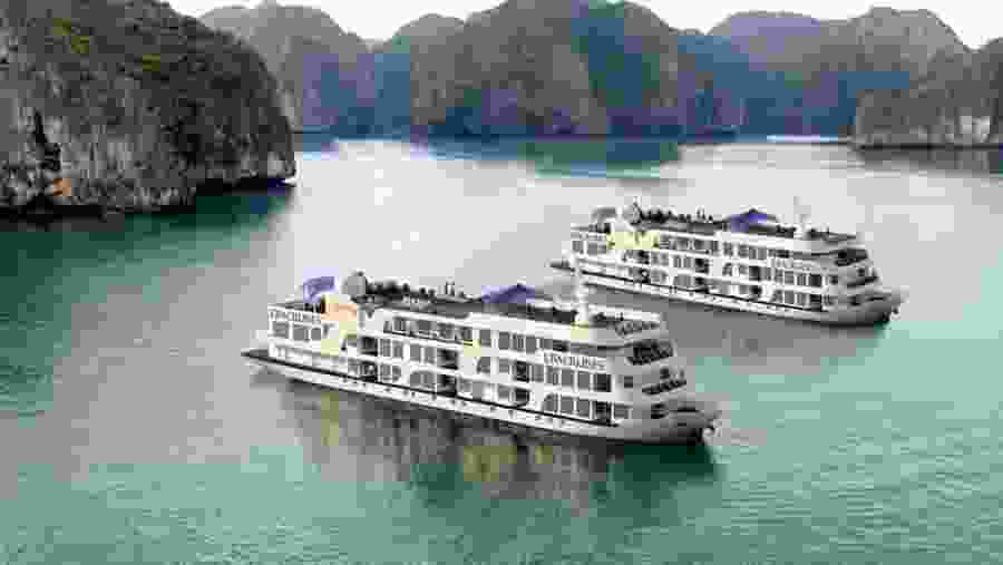 Ha long Bay Cruise Ships