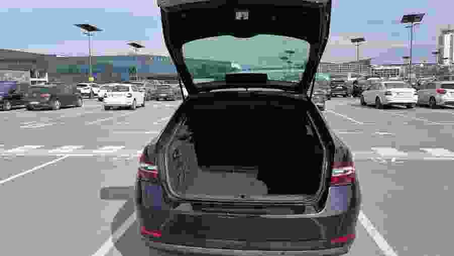 Airport Transfer in Belgrade in a Business class Car