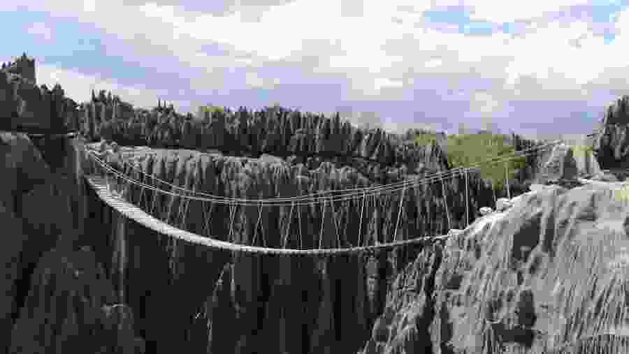 Stroll around Tsingy De Bemaraha National Park