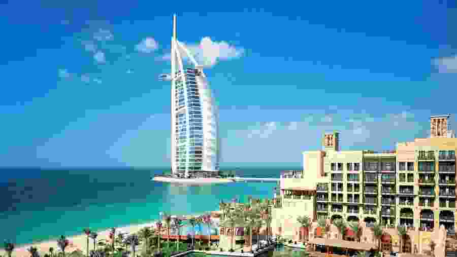 Witness the grand Burj Al Arab