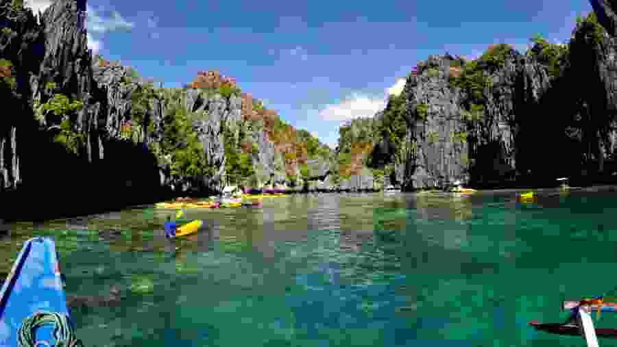 Entrance to small lagoon 
