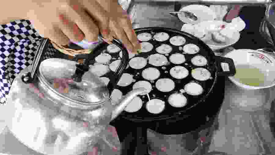 Learn how to make rice crackers