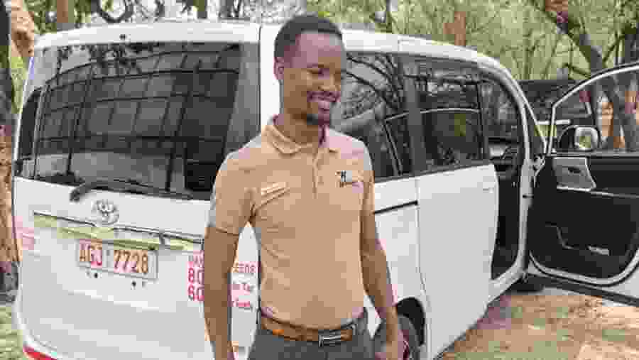 Victoria Falls Airport Transfer