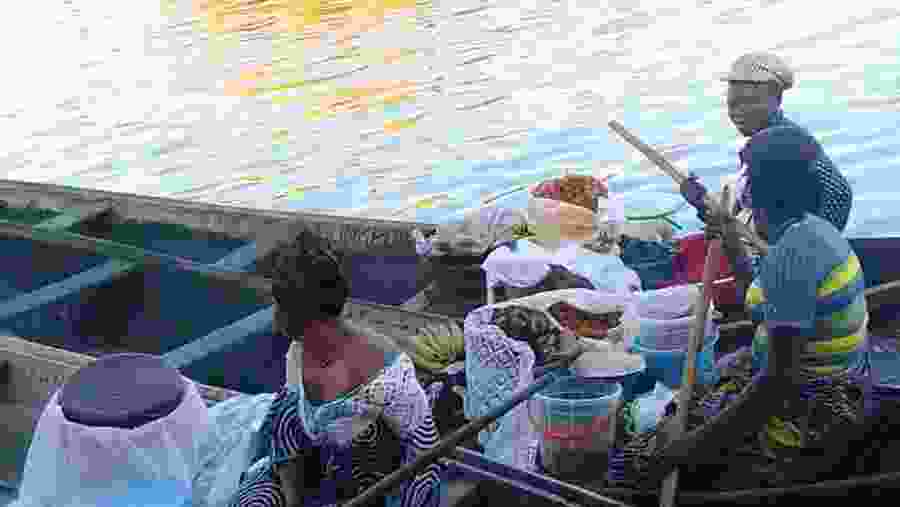 Cassava cake sellers