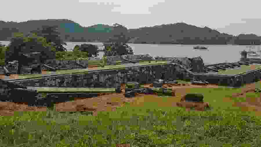 Make your way to Portobelo