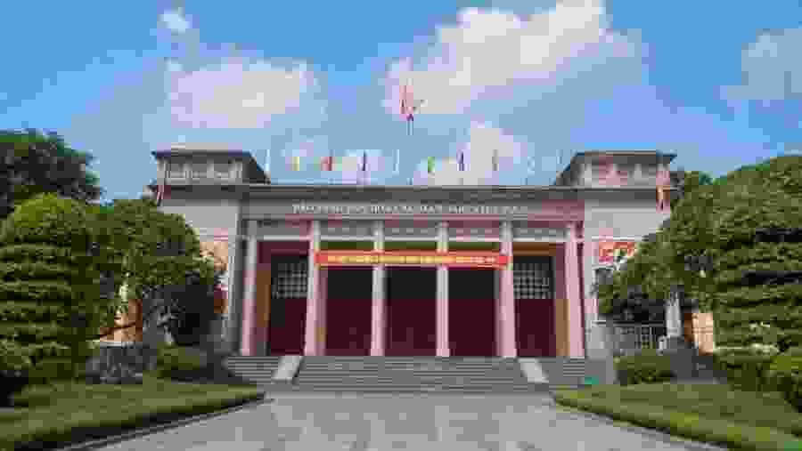 Visit the Museum of the Cultures of Vietnam’s Ethnic Groups