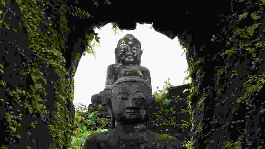 Visit Ancient temples in Mrauk U